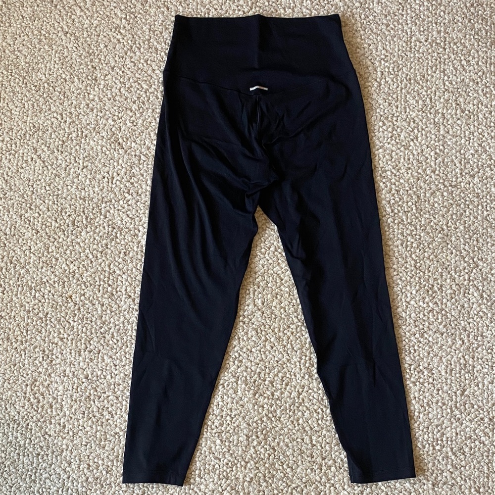 Aerie Classic Black High-Waisted Leggings - Picture 4 of 5